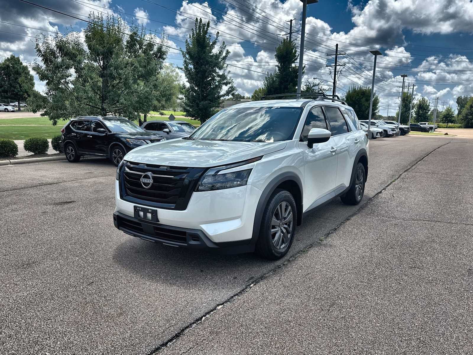 2023 NISSAN Pathfinder