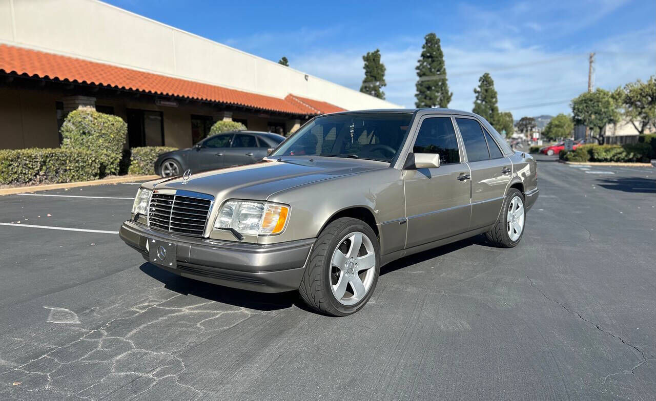 1994 MERCEDES-BENZ E-Class