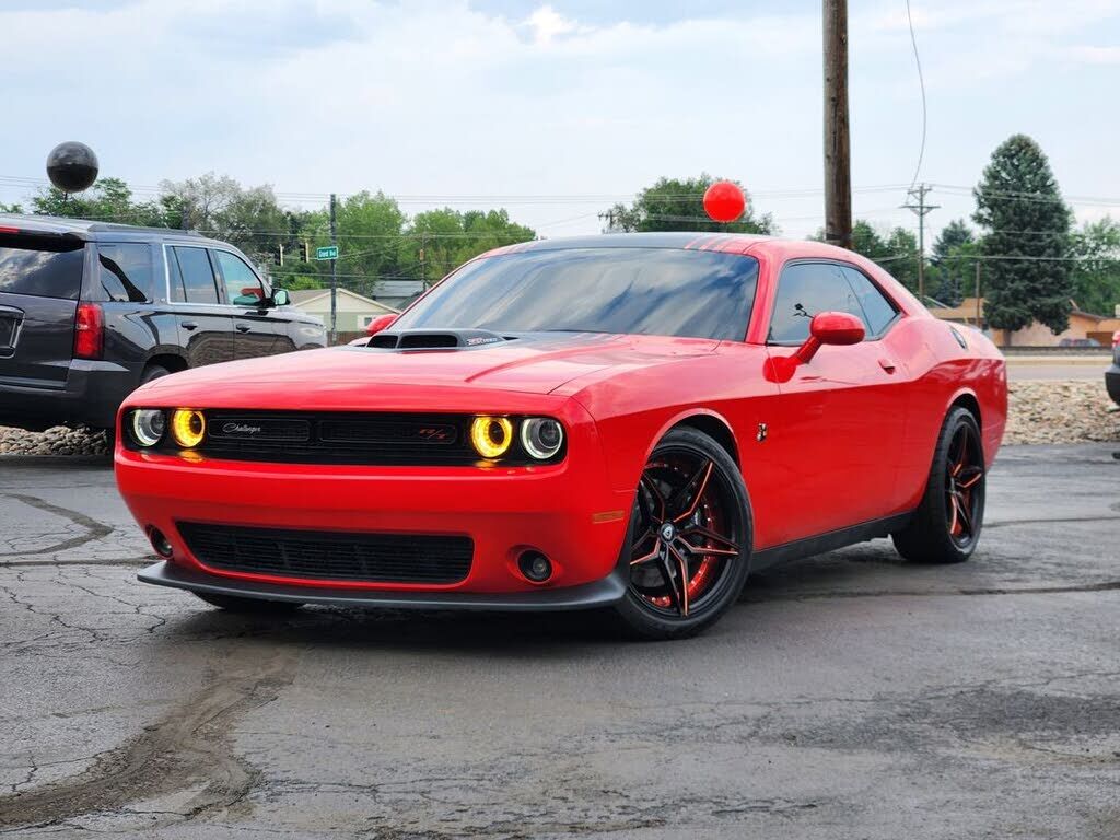 2016 DODGE Challenger