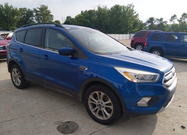 2017 FORD Escape