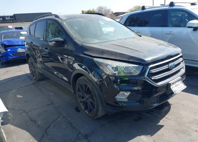 2018 FORD Escape
