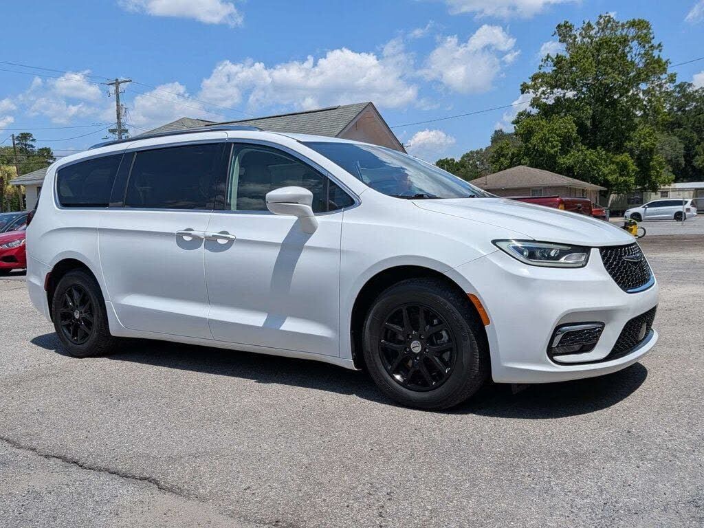 2021 CHRYSLER Pacifica
