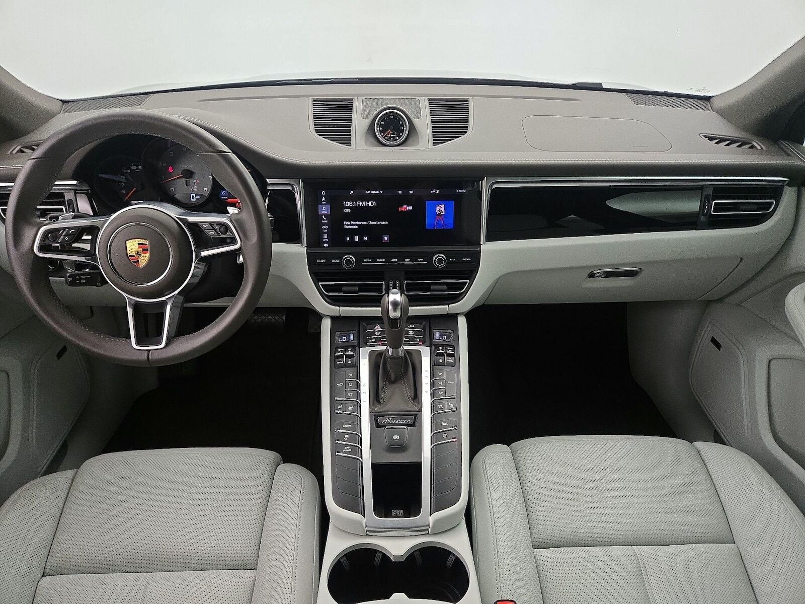 2021 PORSCHE Macan