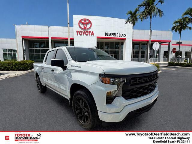 2025 CHEVROLET Silverado