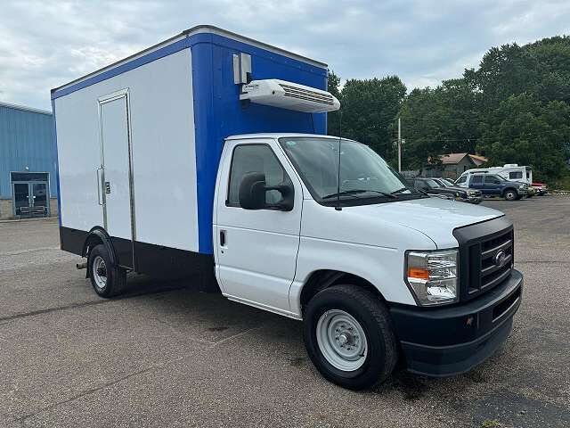 2024 FORD E-350