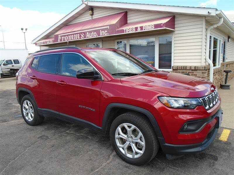 2024 JEEP Compass