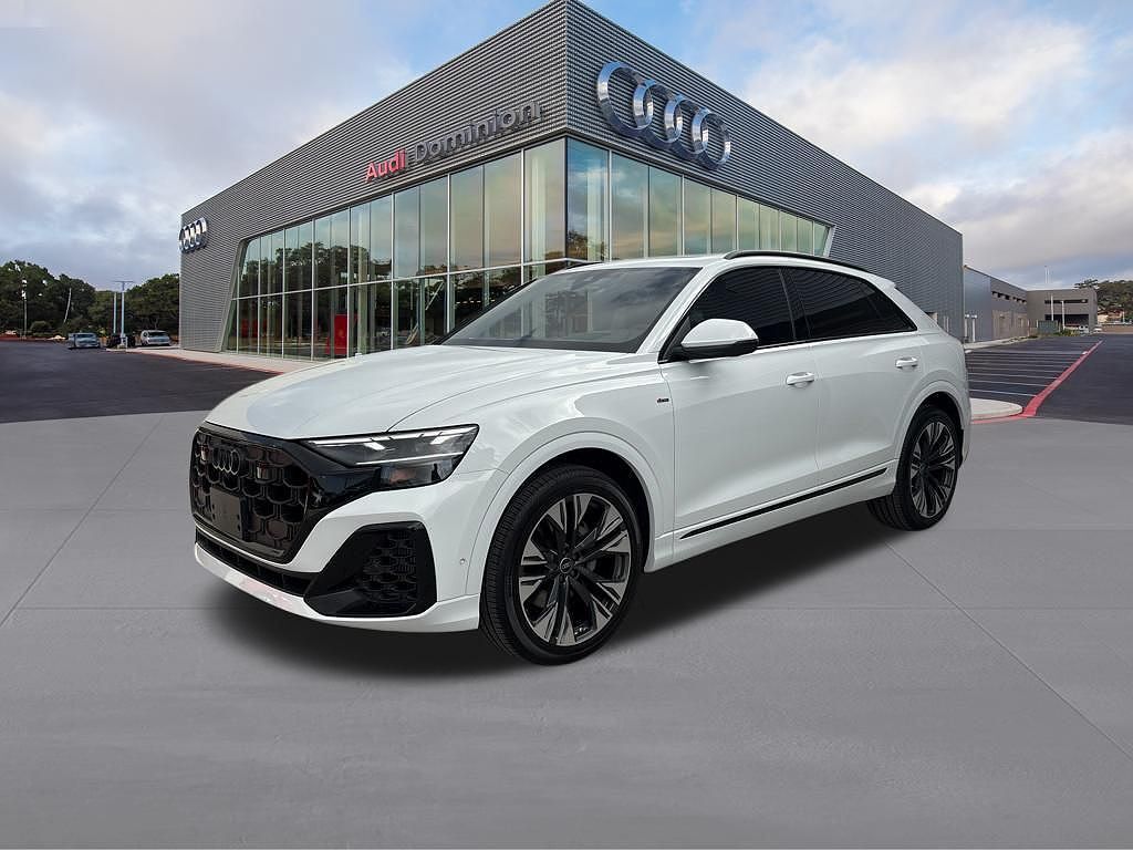 2026 AUDI Q8