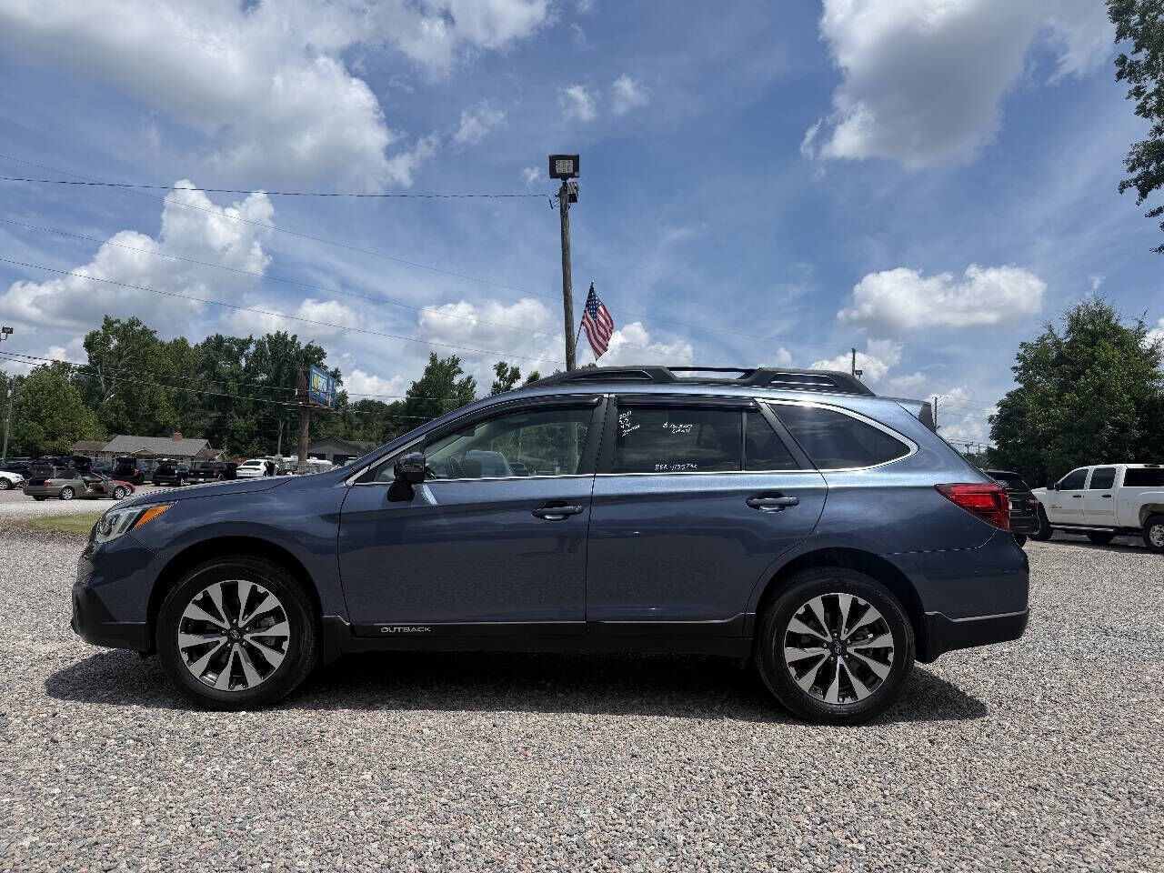2017 SUBARU Outback