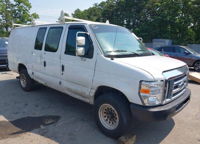 2011 FORD E-350