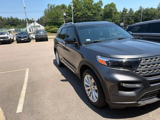 2020 FORD Explorer