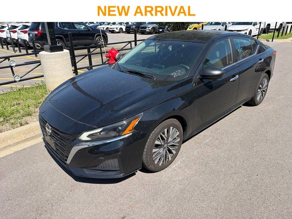 2025 NISSAN Altima