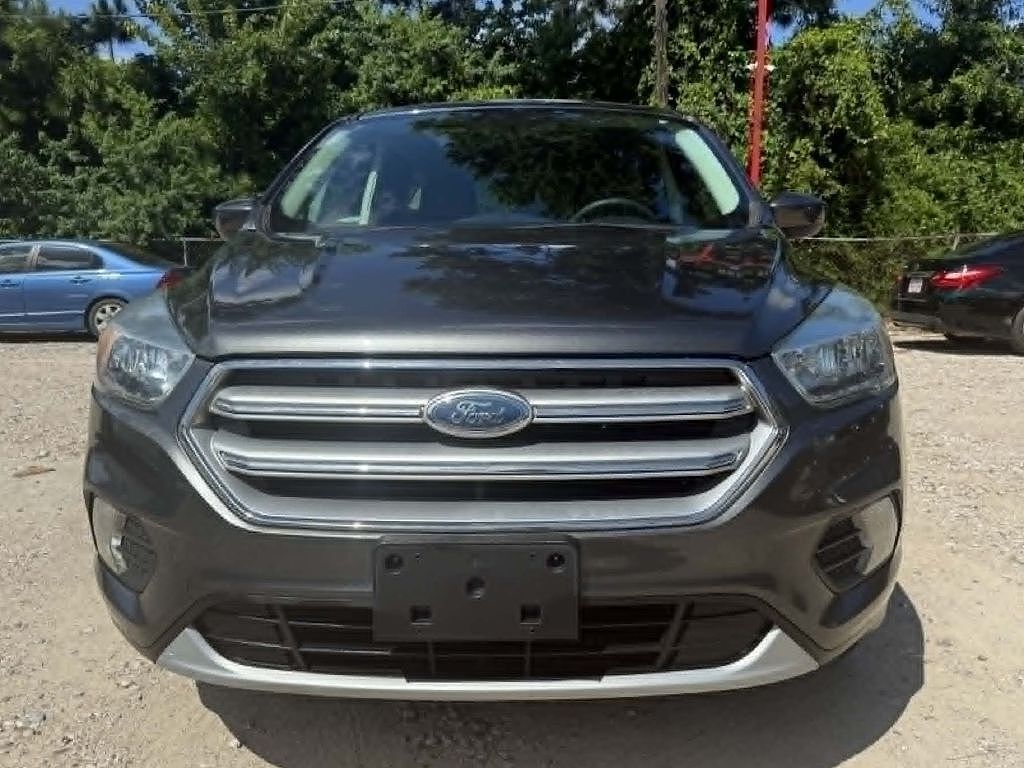 2017 FORD Escape