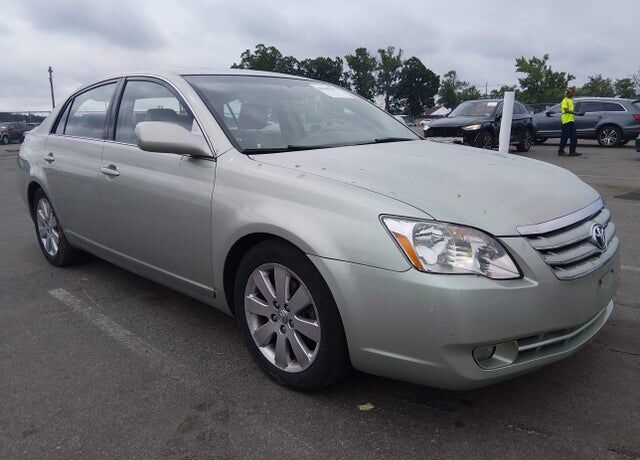2006 TOYOTA Avalon