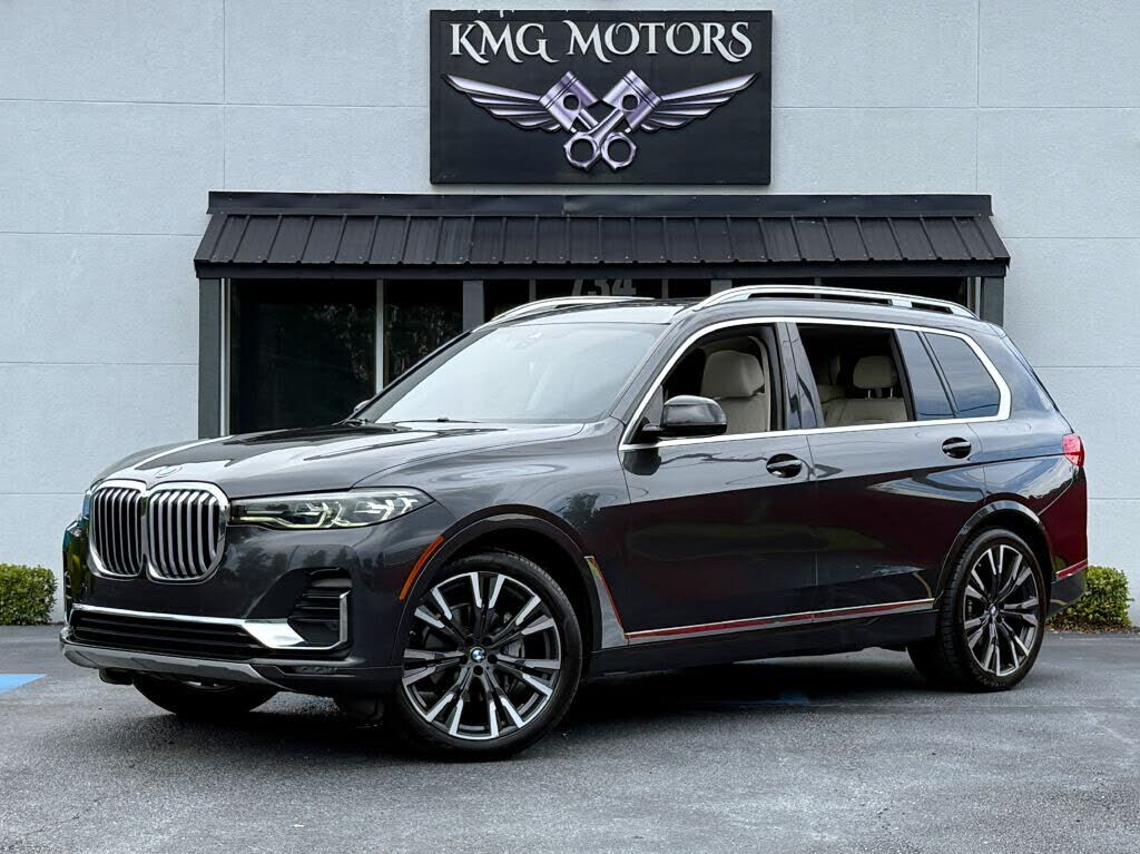 2022 BMW X7
