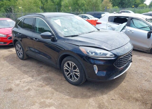 2021 FORD Escape