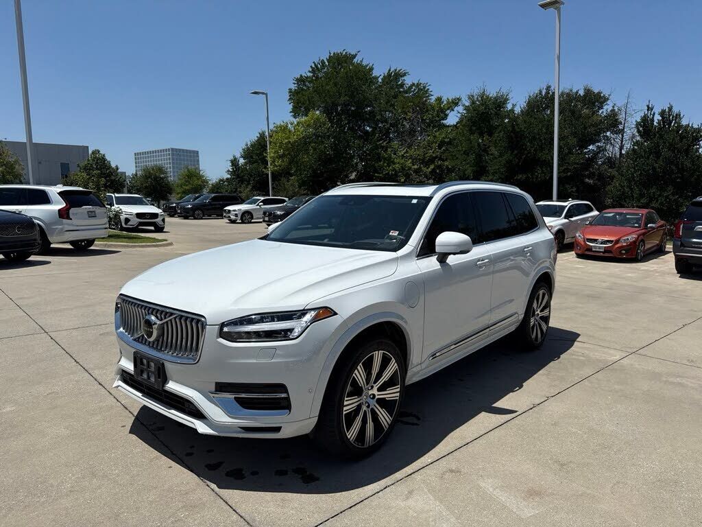 2021 VOLVO XC90