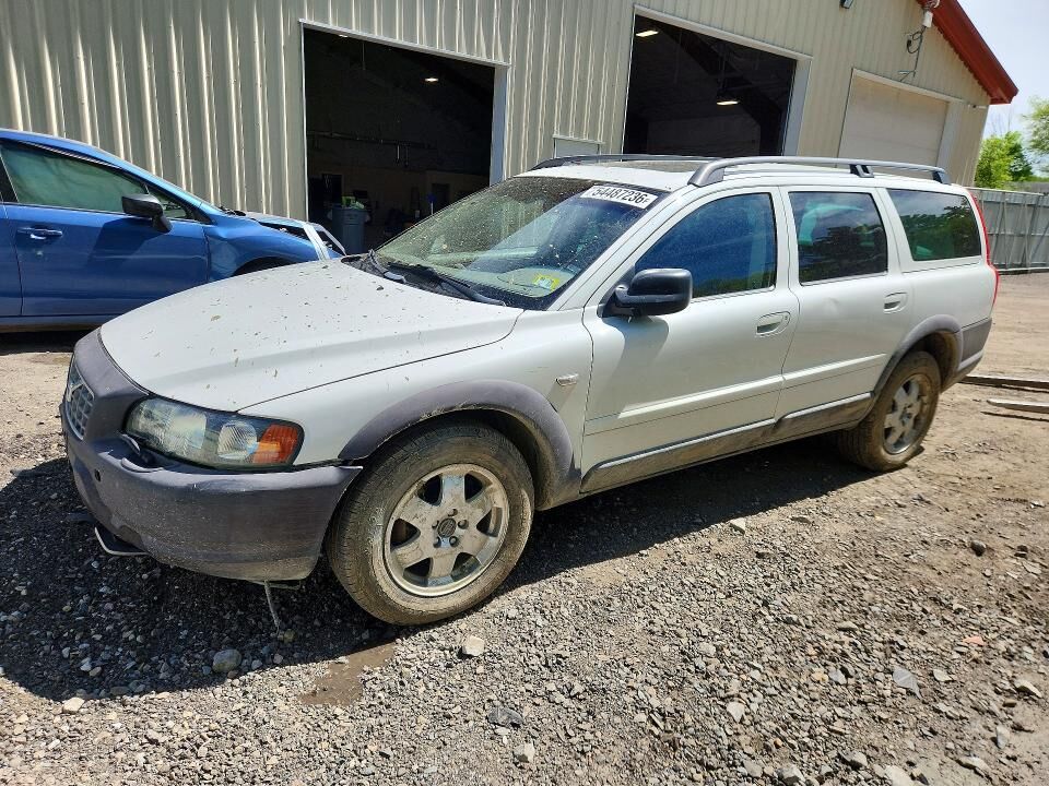 2004 VOLVO XC70