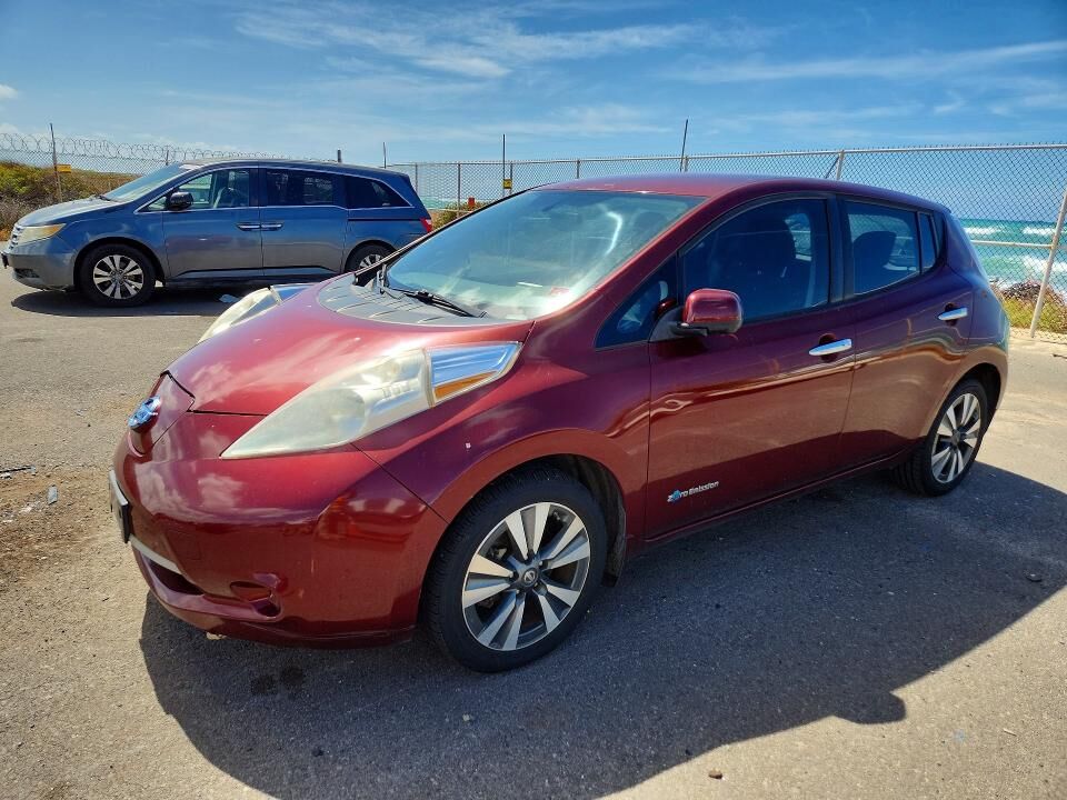 2016 NISSAN Leaf