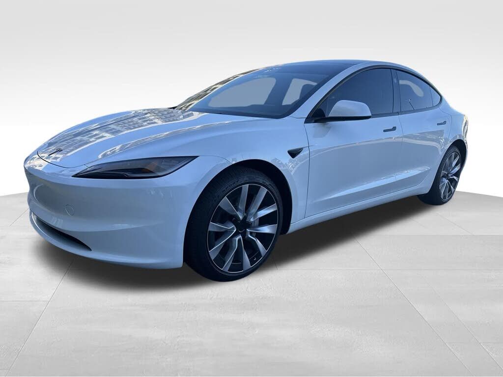 2025 TESLA Model 3