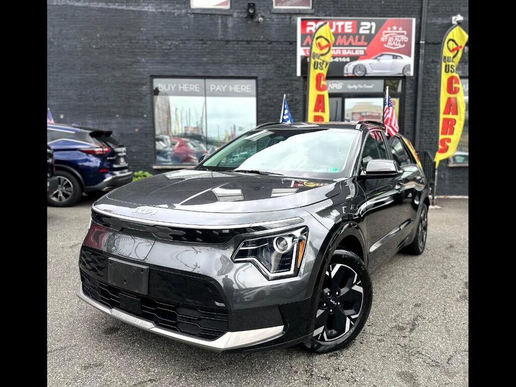 2023 KIA Niro