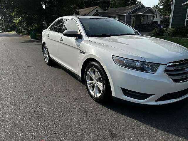2014 FORD Taurus