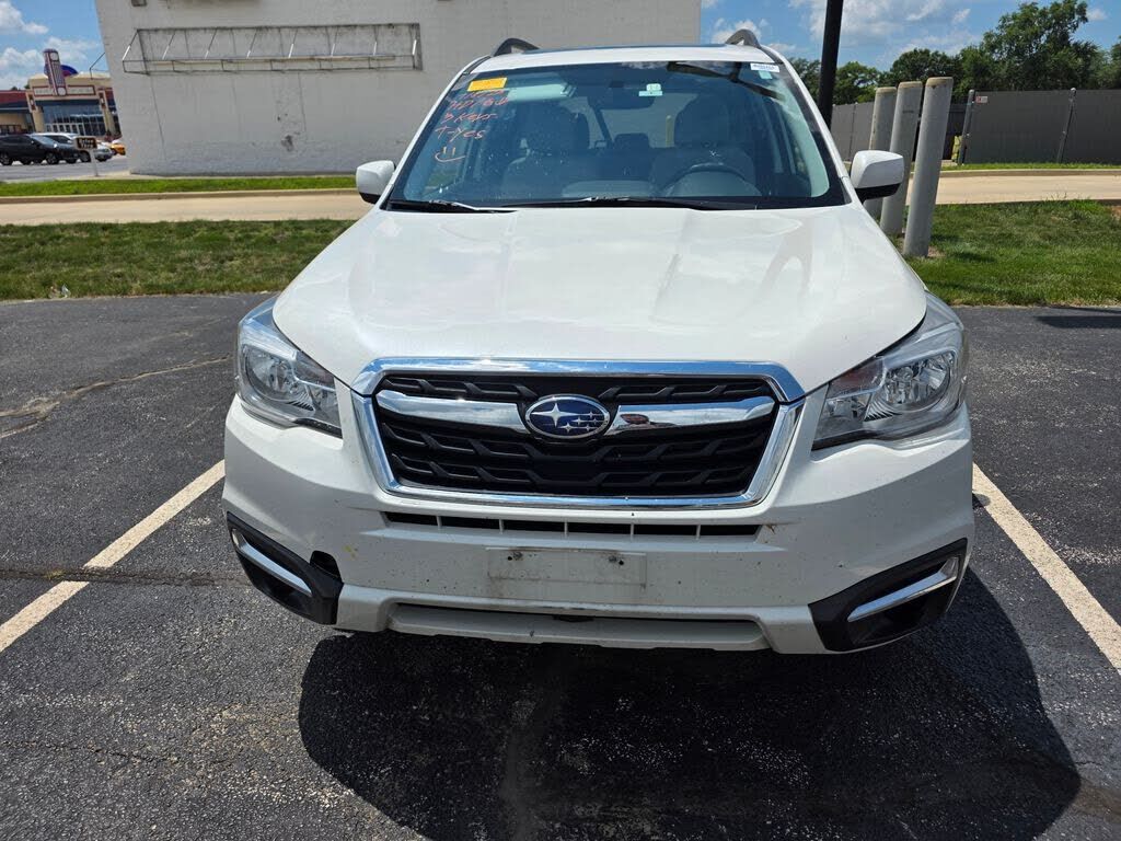 2018 SUBARU Forester