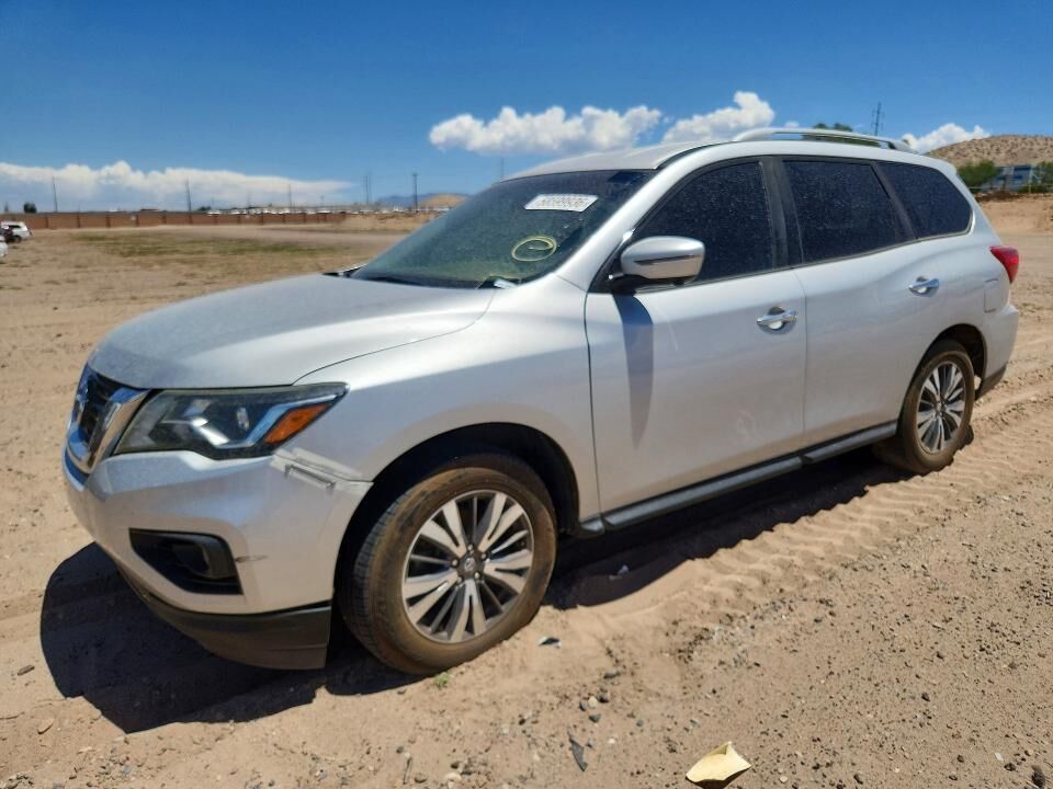 2017 NISSAN Pathfinder