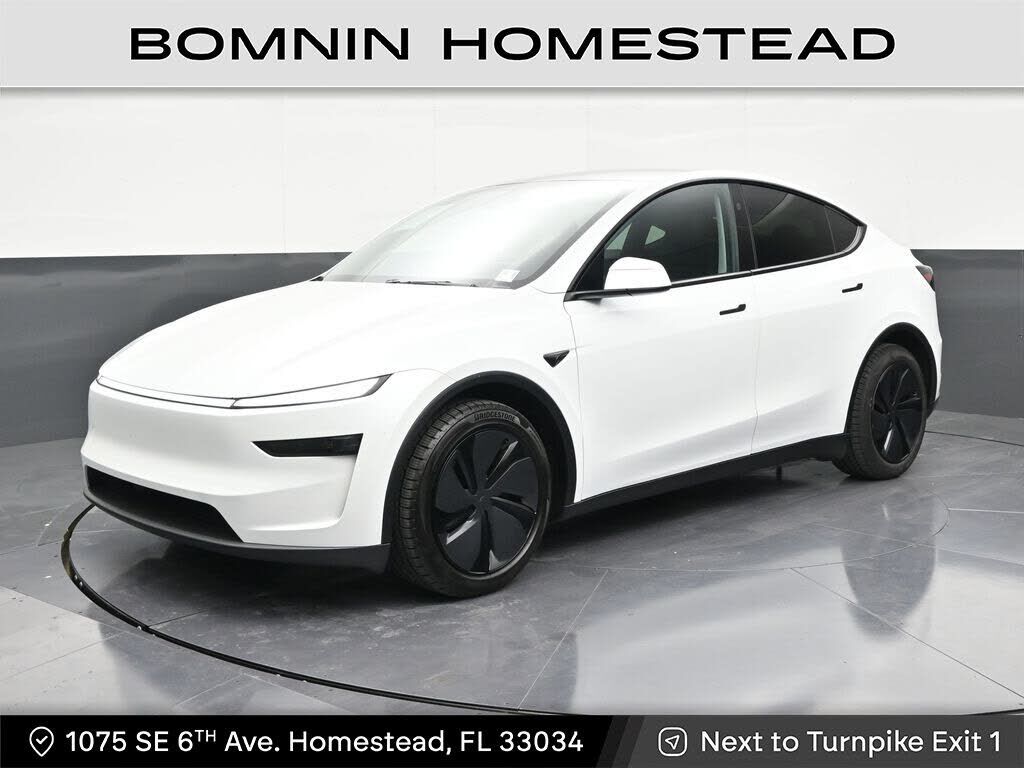 2026 TESLA Model Y