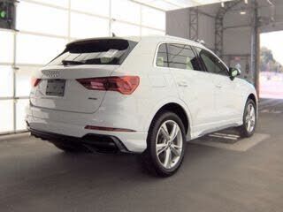 2022 Audi Q3