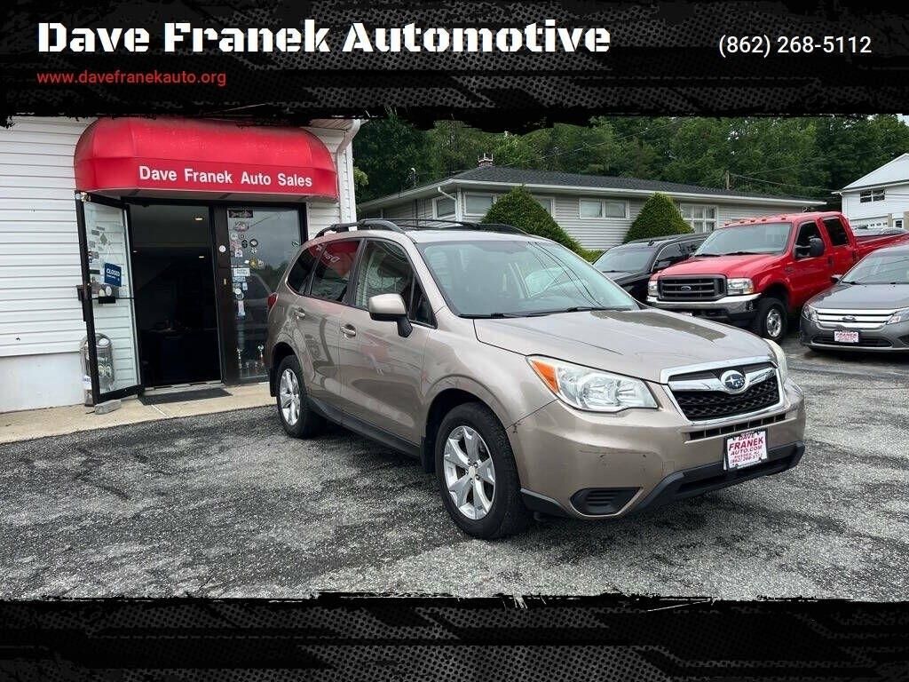 2015 SUBARU Forester