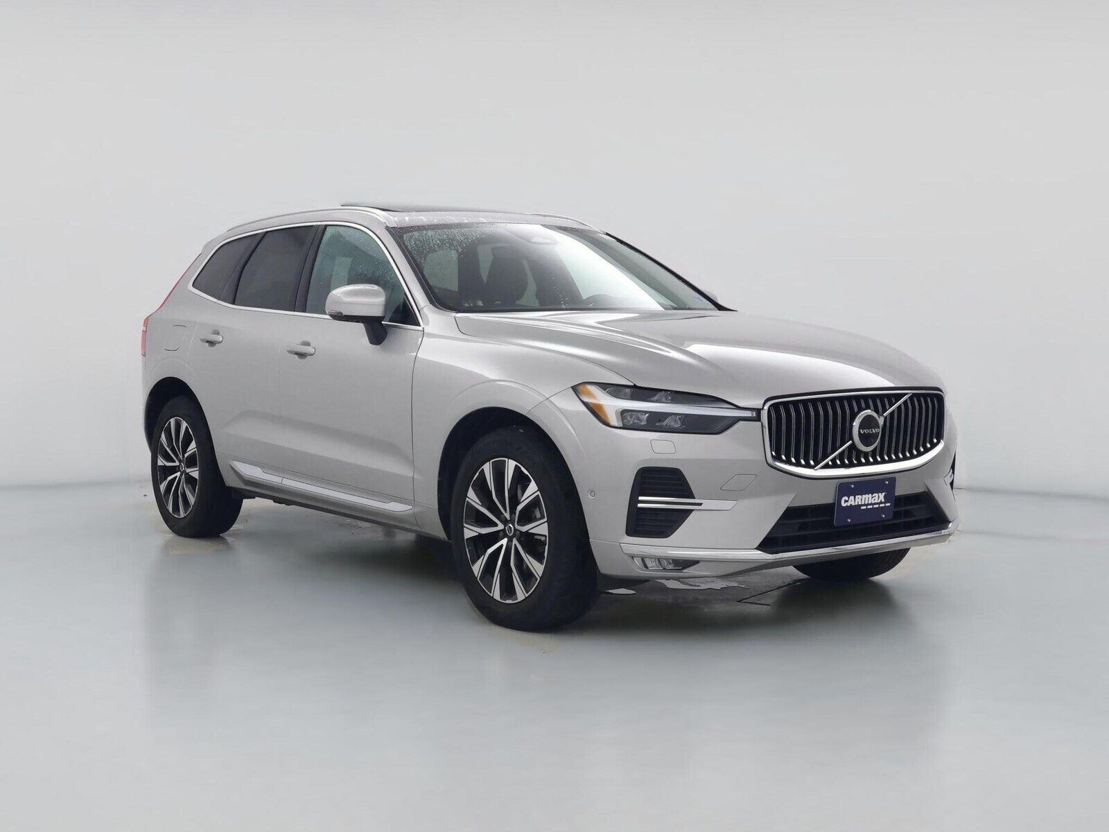 2023 VOLVO XC60
