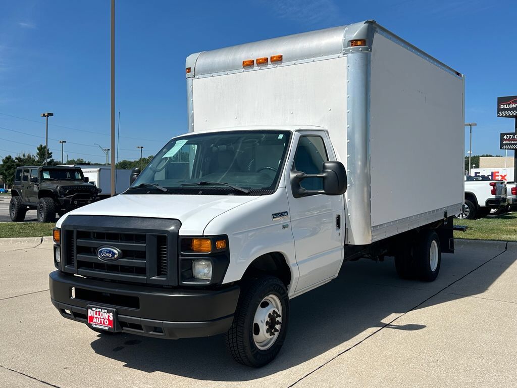 2015 FORD E-450