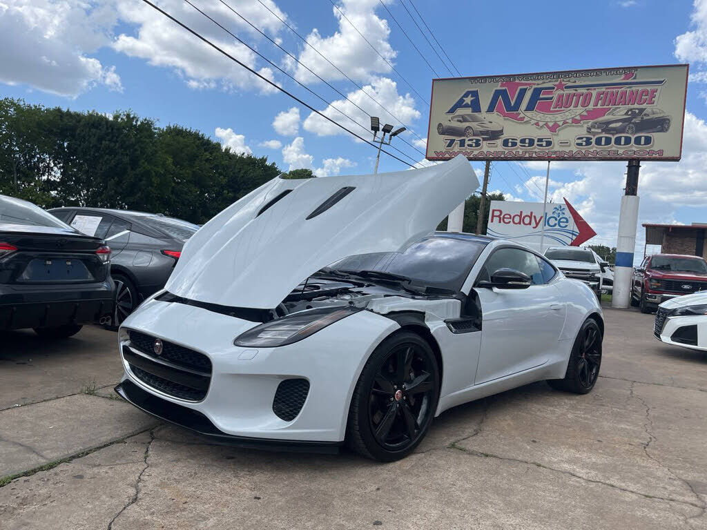 2019 JAGUAR F-Type