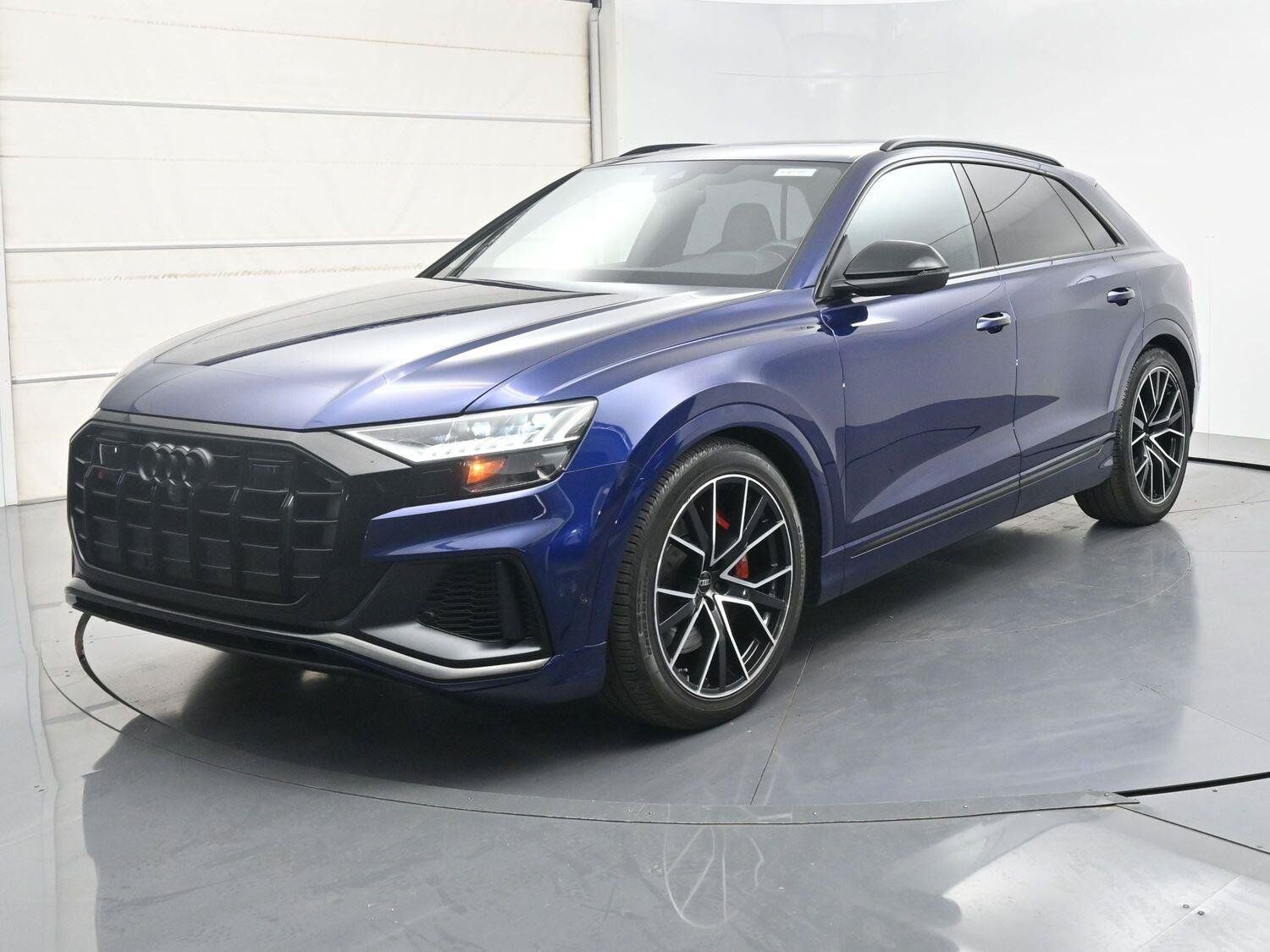 2023 AUDI SQ8