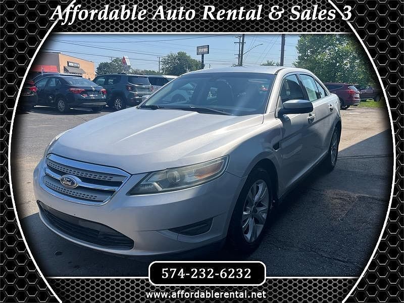 2010 FORD Taurus
