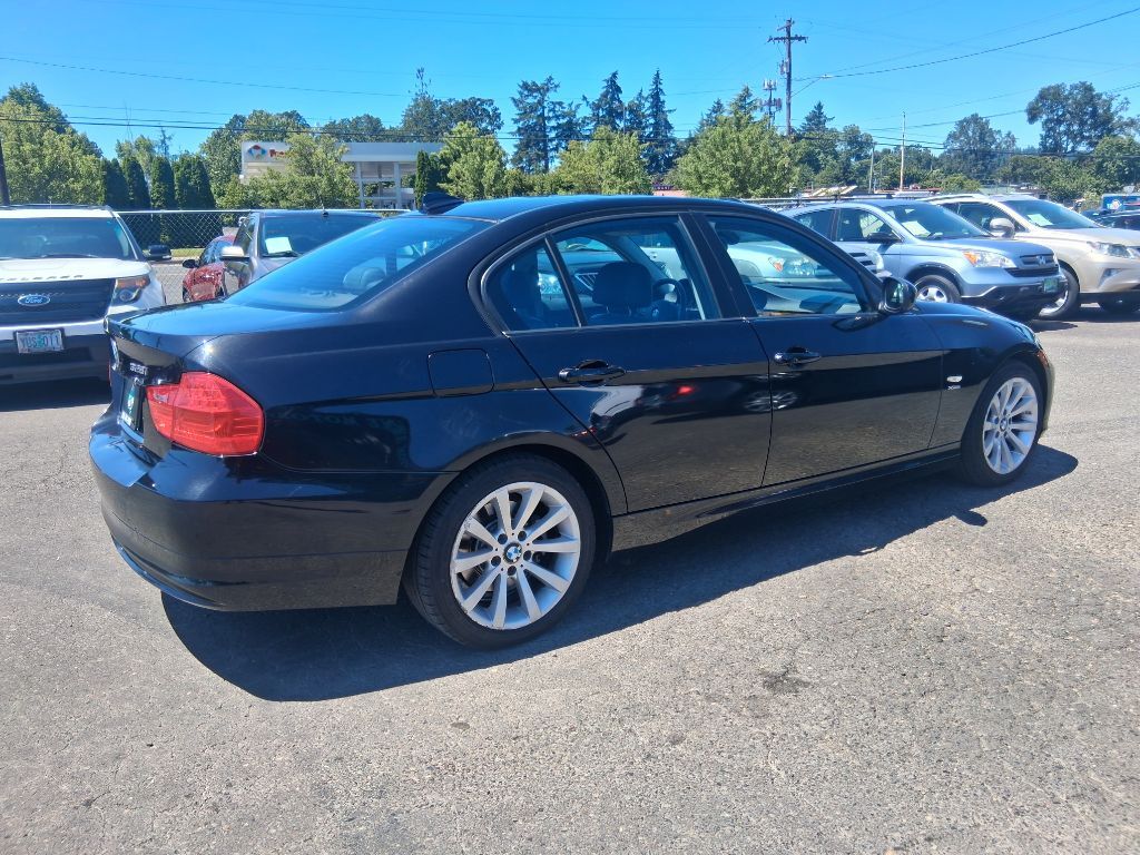 2011 BMW 3 Series