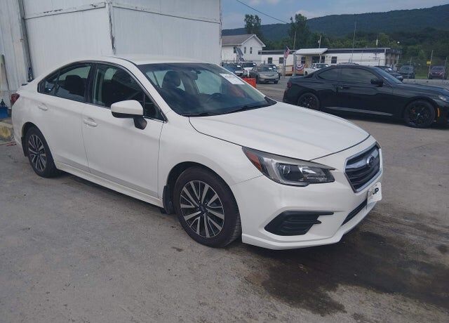 2018 SUBARU Legacy