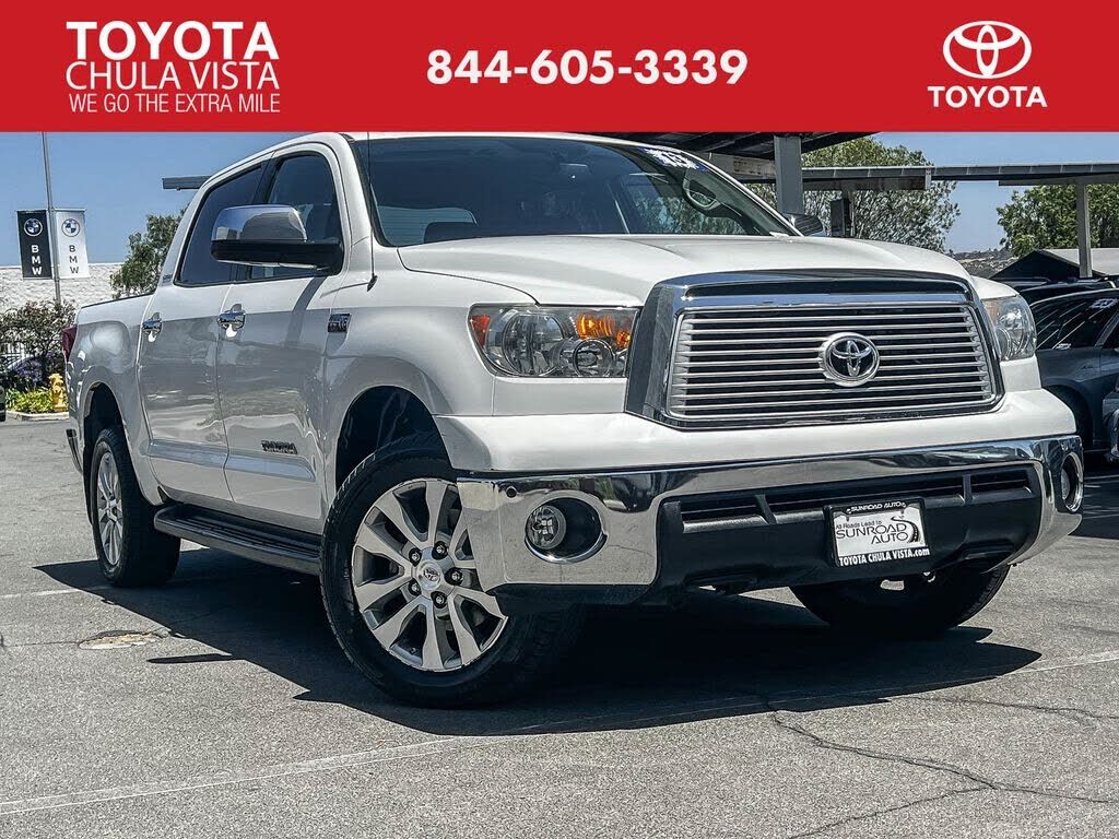 2013 TOYOTA Tundra