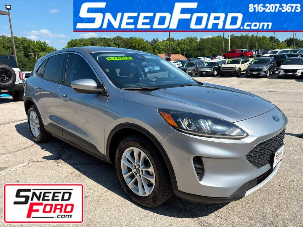 2021 FORD Escape