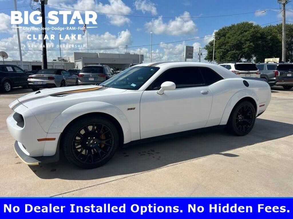 2022 DODGE Challenger