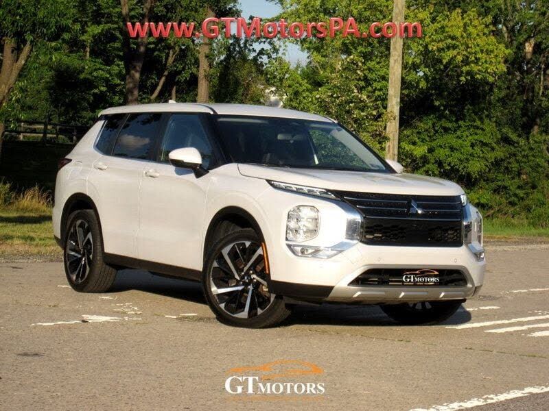 2023 MITSUBISHI Outlander