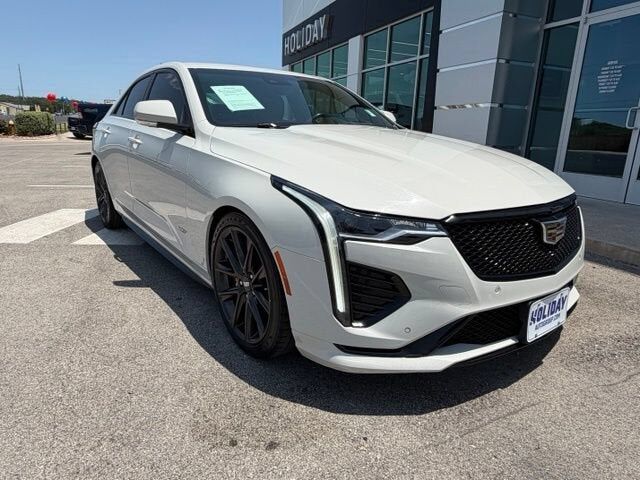 2022 CADILLAC CT4