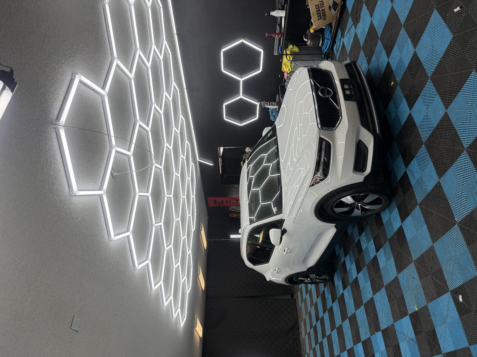 2019 VOLVO XC40