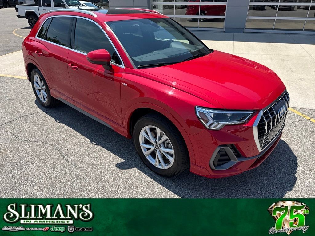 2024 AUDI Q3