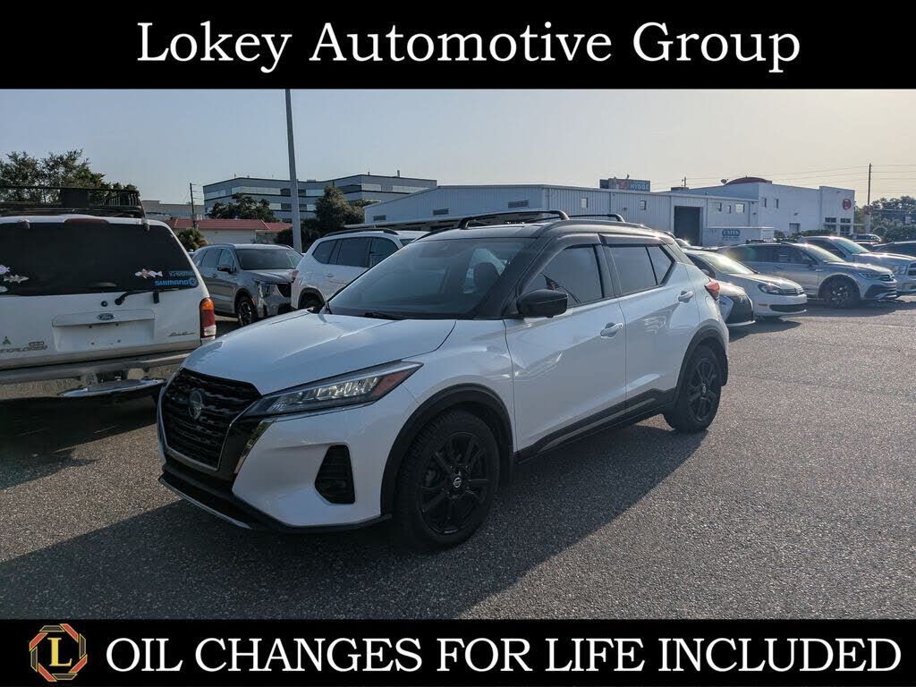 2021 NISSAN Kicks