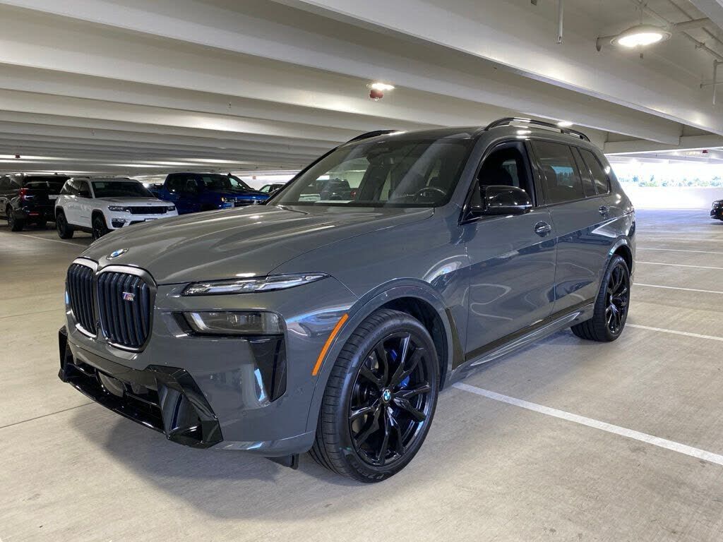 2024 BMW X7