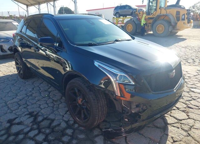 2017 CADILLAC XT5