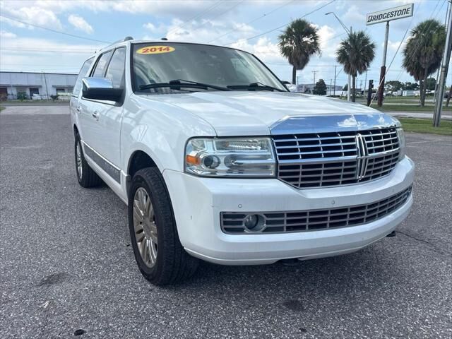 2014 LINCOLN Navigator