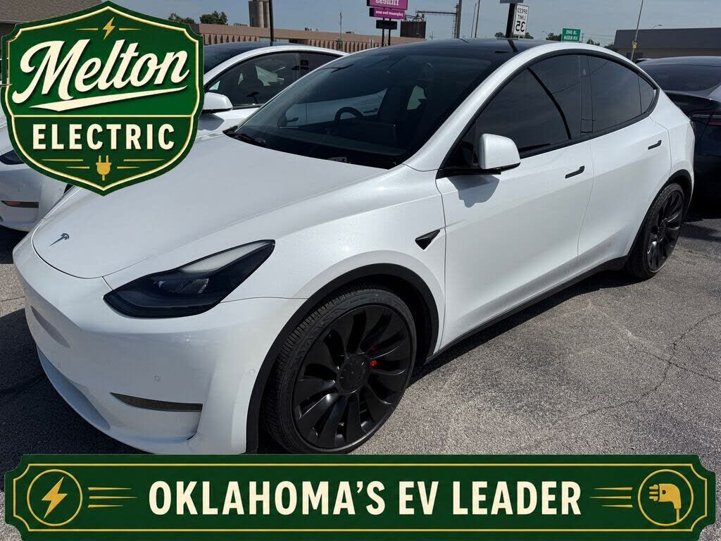 2022 TESLA Model Y