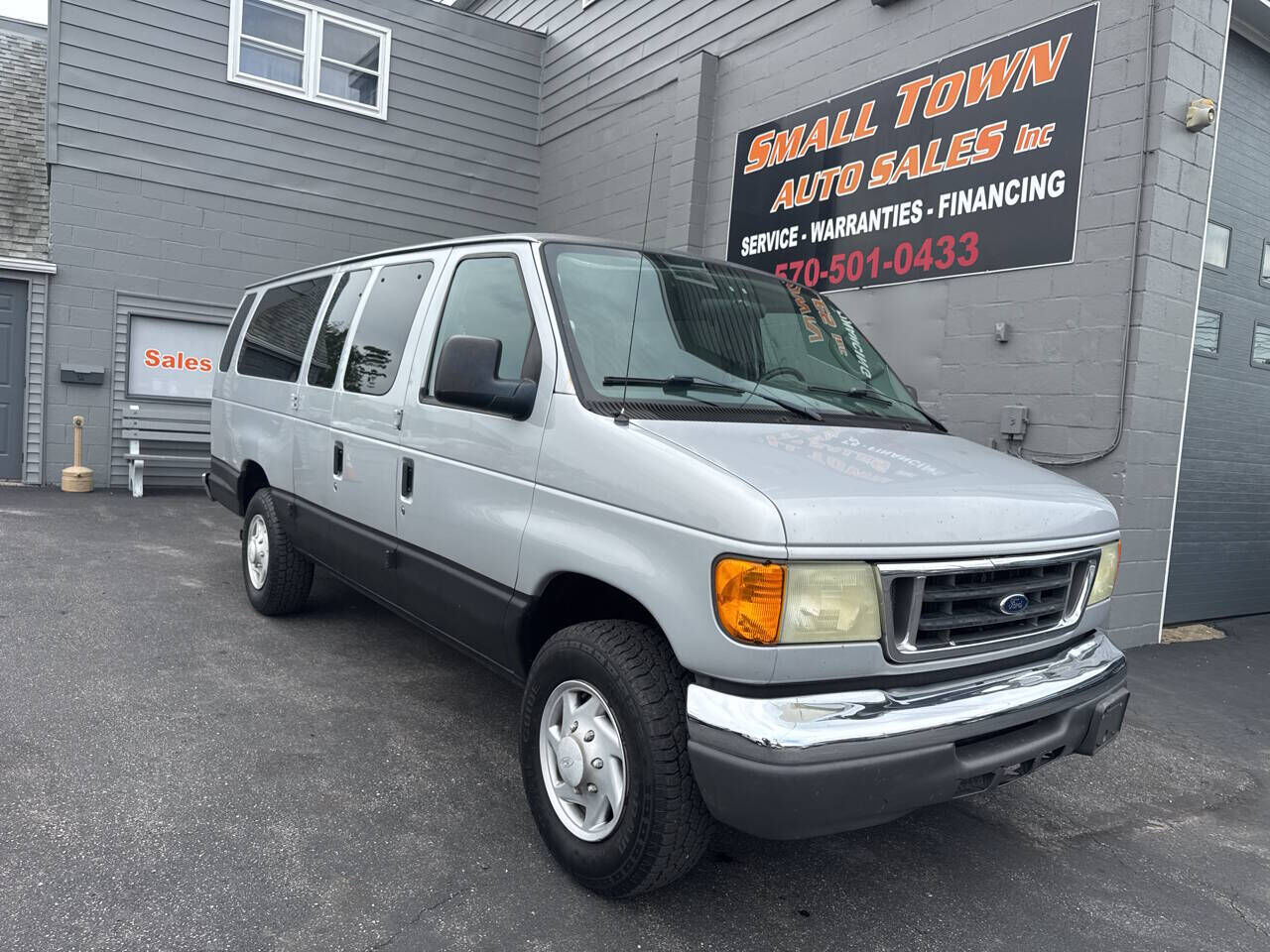 2006 FORD E-350